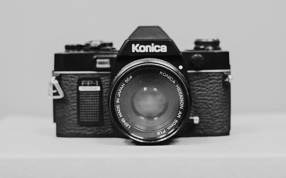 Black Konica Camera, Black Konica Dslr Camera With - Film Camera - HD Wallpaper 