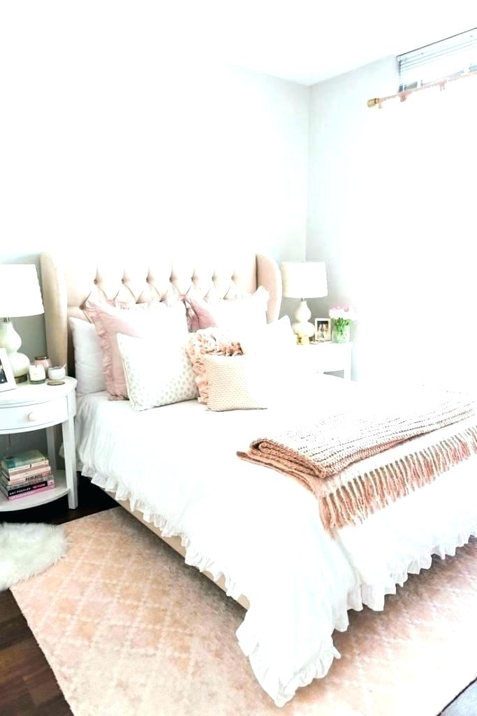 Gold Bedroom Wallpaper Rose Gold And Grey Bedroom - HD Wallpaper 