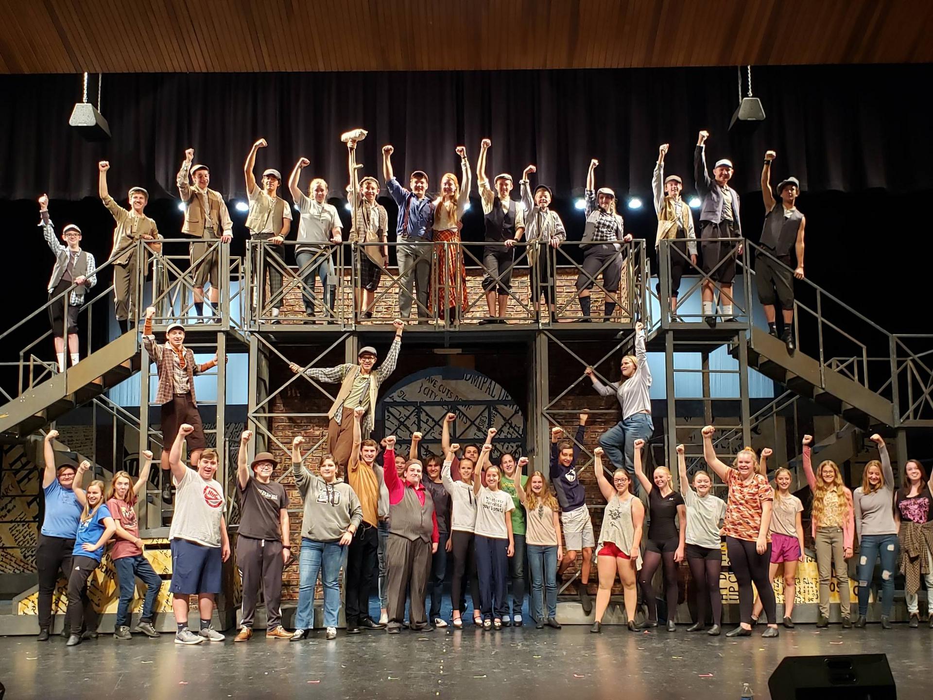 Newsies Cast Photo Carbon High School Newsies 19x1440 Wallpaper Teahub Io Newsies Cast Photo Carbon High School Newsies 19x1440 Wallpaper Teahub Io