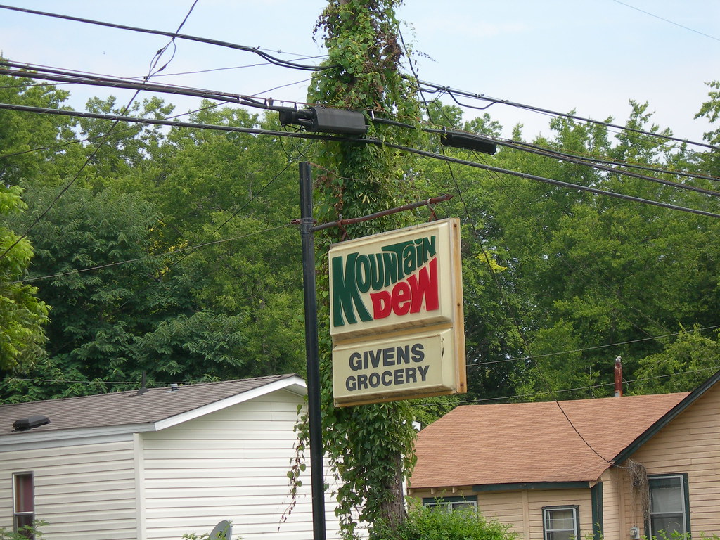 Street Sign - HD Wallpaper 