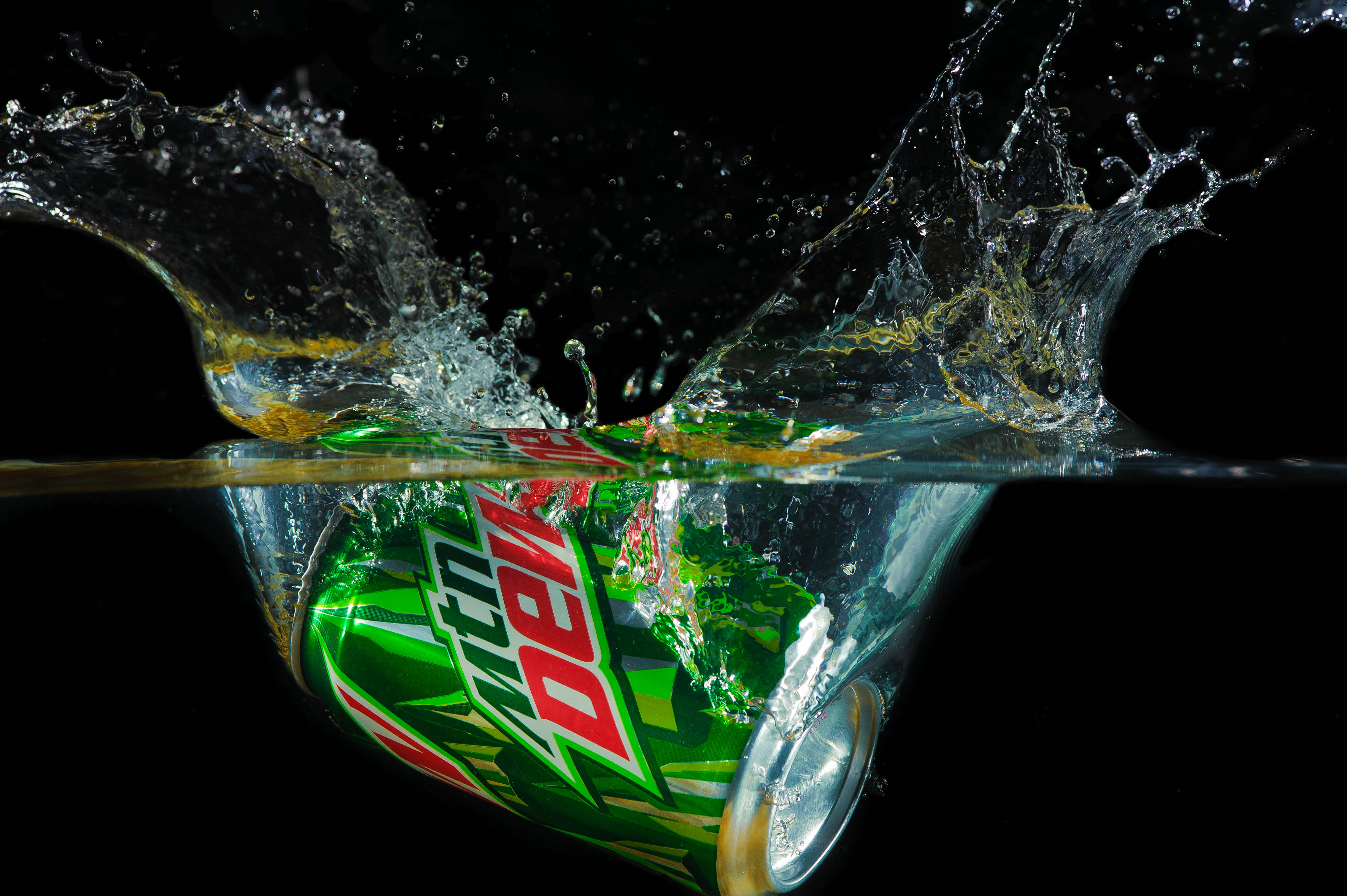 Mountain Dew And Black Background - HD Wallpaper 