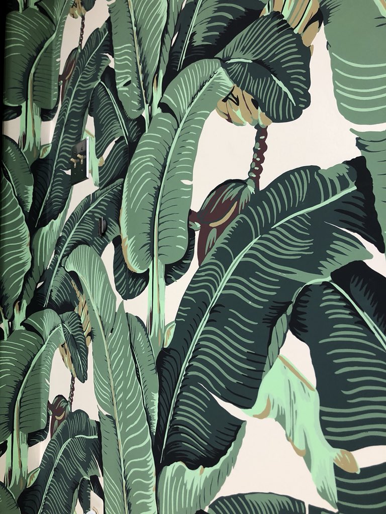 Beverly Hills Hotel - 768x1024 Wallpaper - teahub.io