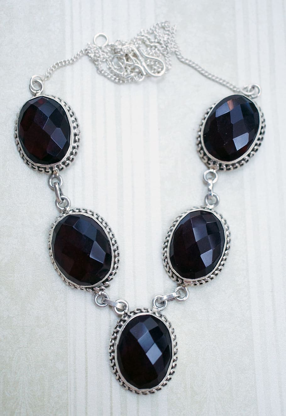 Black Onyx And Silver Necklace, Garnet, Quartz, Crystal, - Necklace - HD Wallpaper 