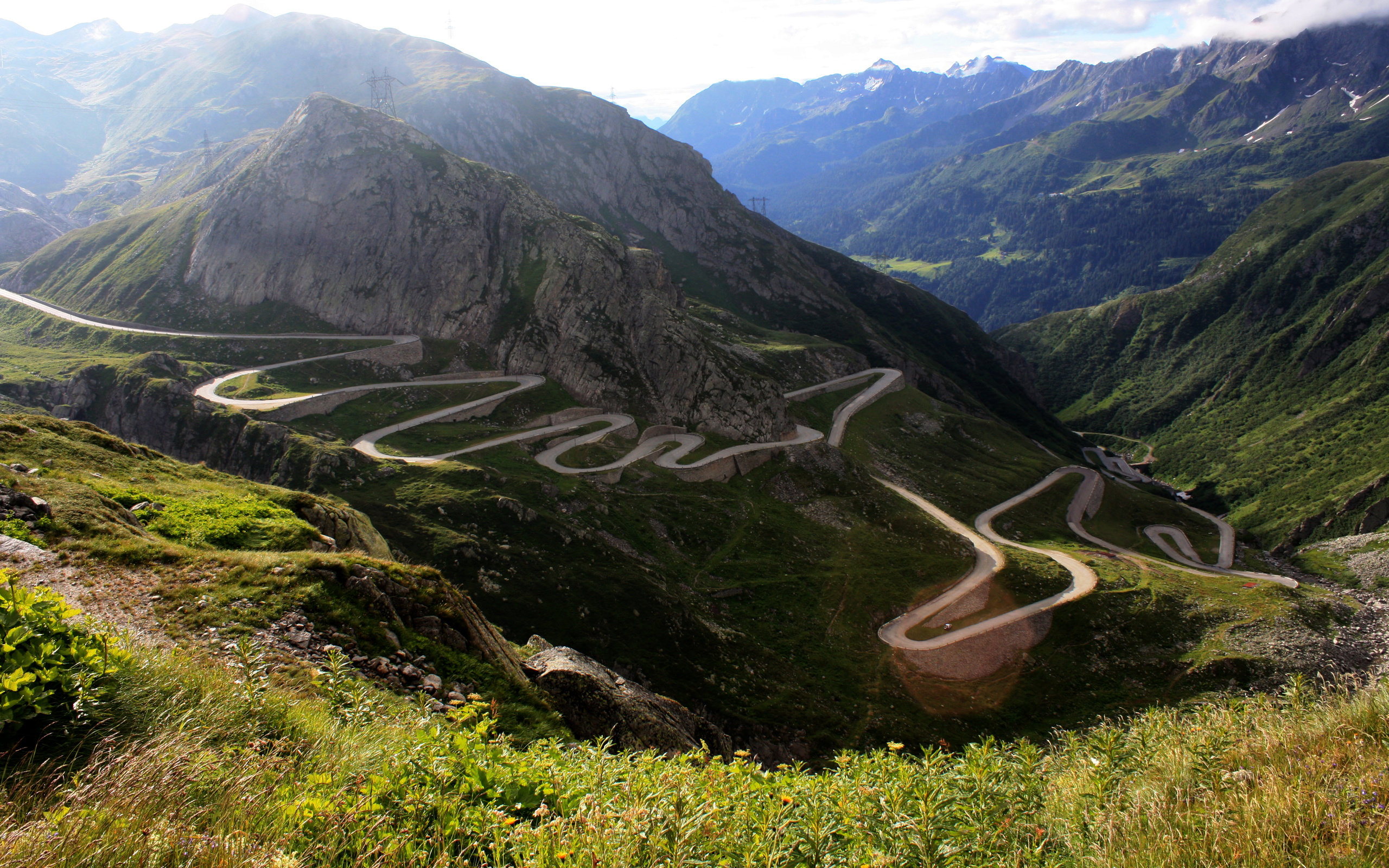 Driving Heaven Gotthard Pass Wallpaper - Gottard Pass - HD Wallpaper 