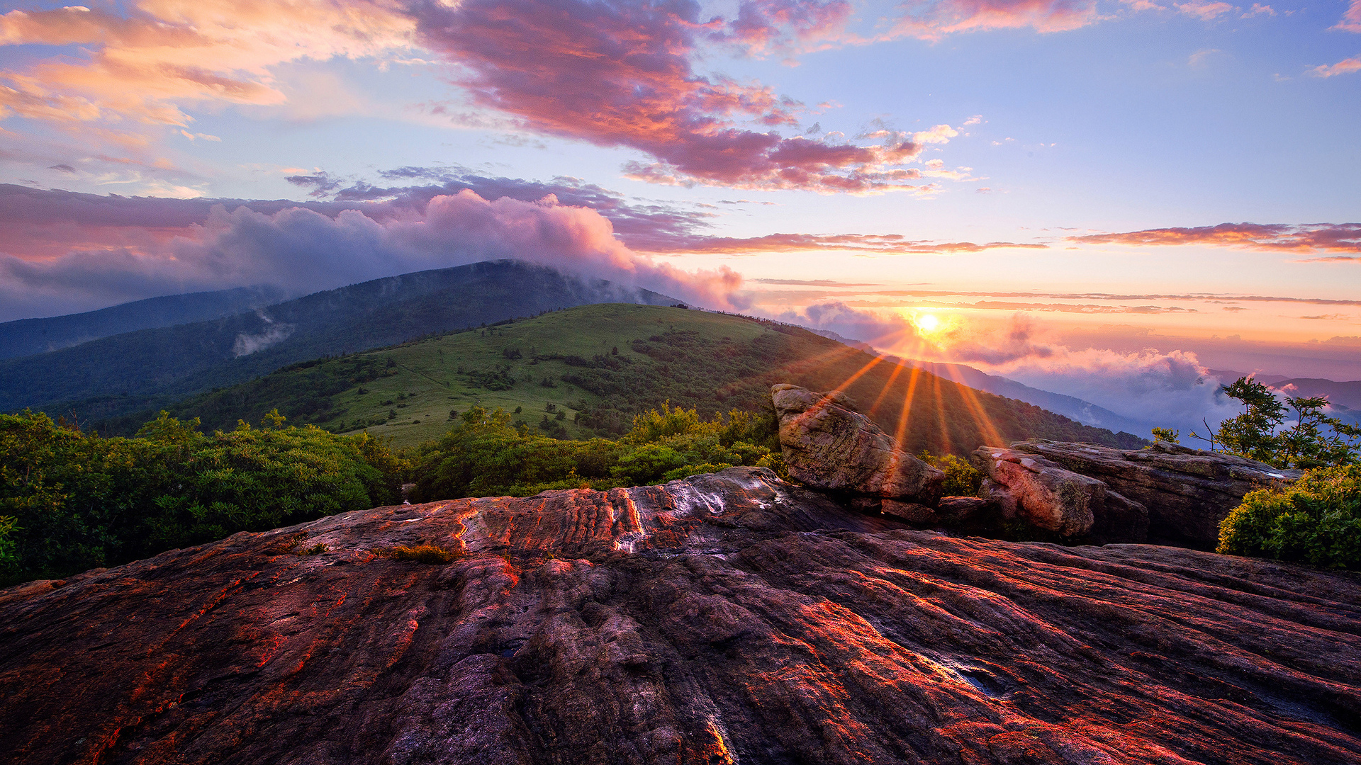 Mountains Sunset Wallpaper Hd - HD Wallpaper 