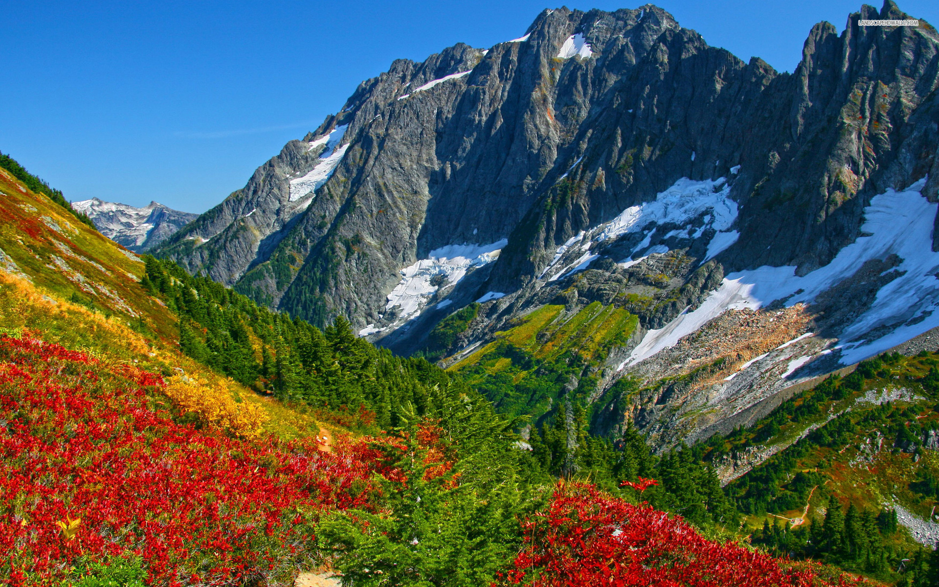 Beautiful Mountains Wallpapers Desktop - HD Wallpaper 