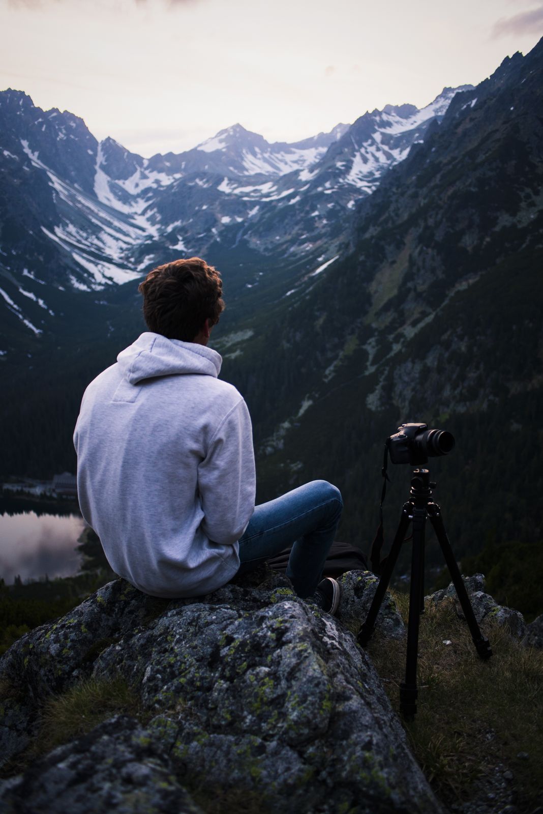 Nature Person Man Rocks Lake Mountain Camera Photographer - Guy Back - HD Wallpaper 