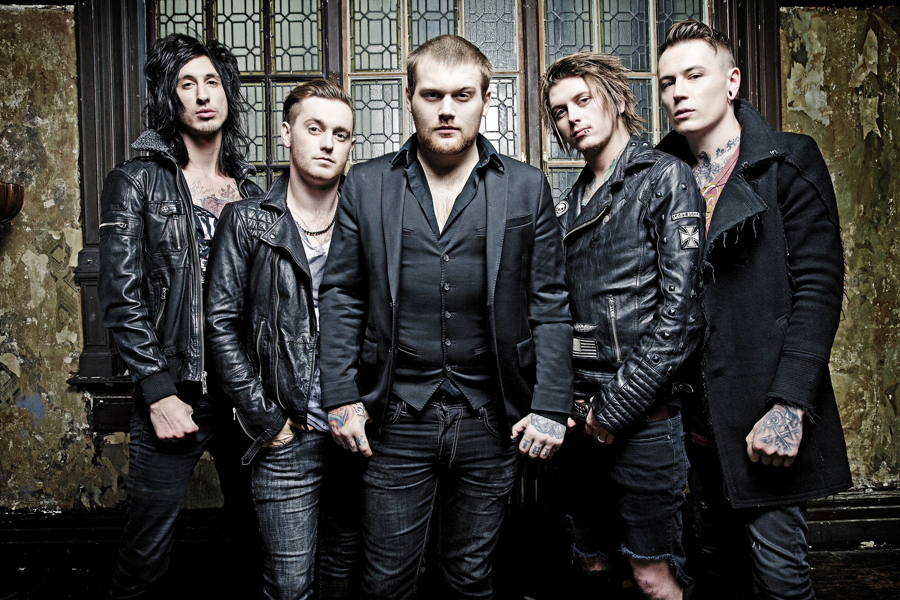 Asking Alexandria Lead Singer 2019 - HD Wallpaper 