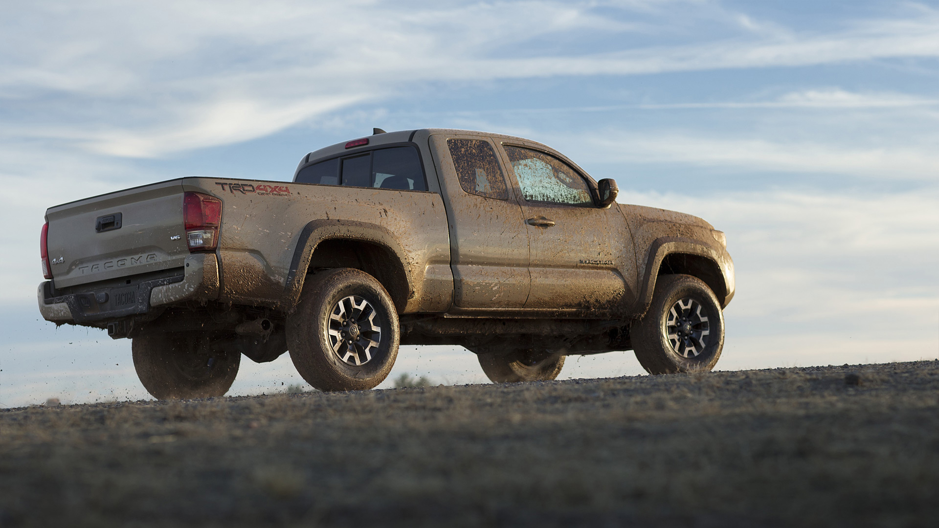 Dirty Tacoma - HD Wallpaper 