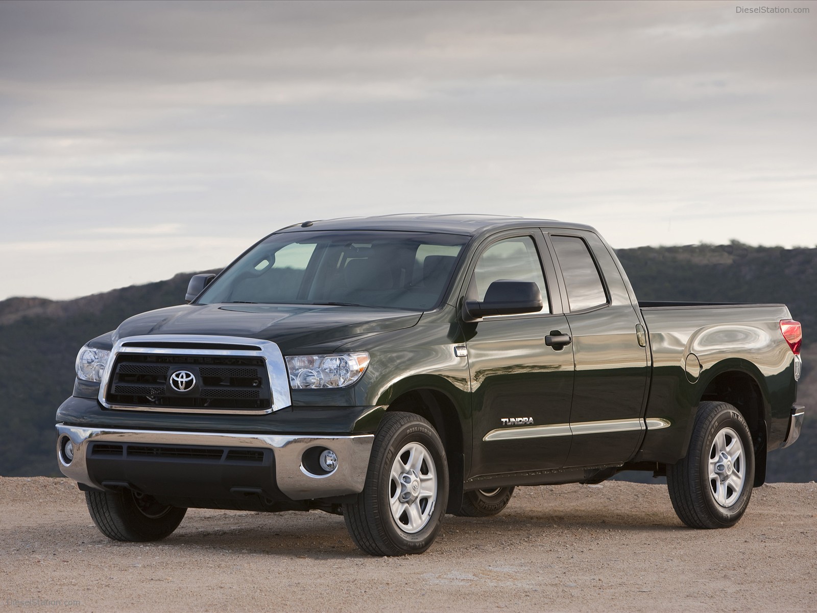 2010 Toyota Tundra - 2013 Toyota Tundra - HD Wallpaper 