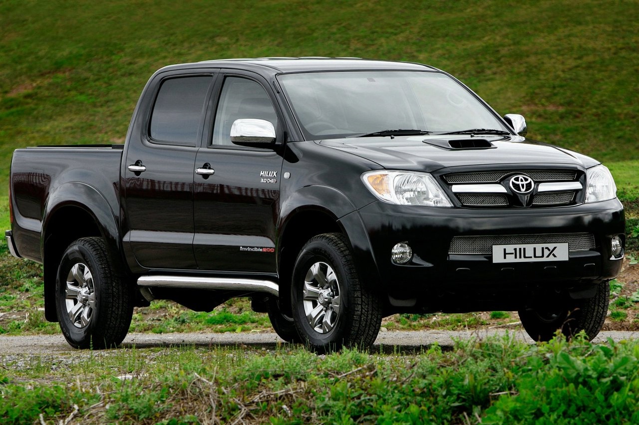 Toyota Hilux 2011 Black - HD Wallpaper 