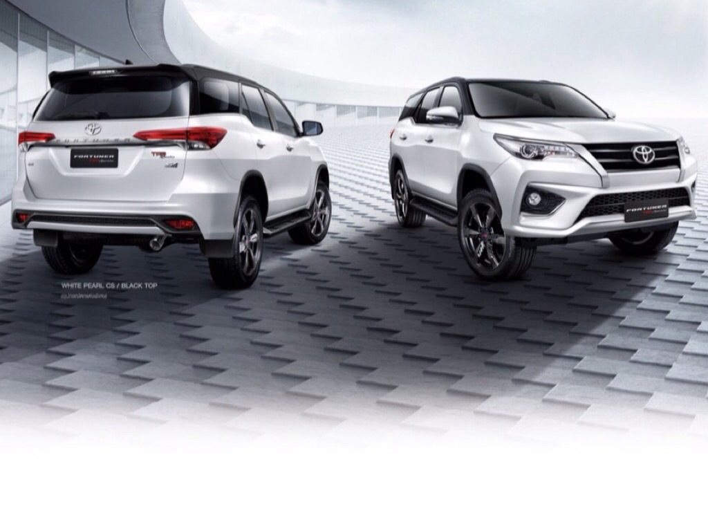 Toyota Fortuner New Version - HD Wallpaper 