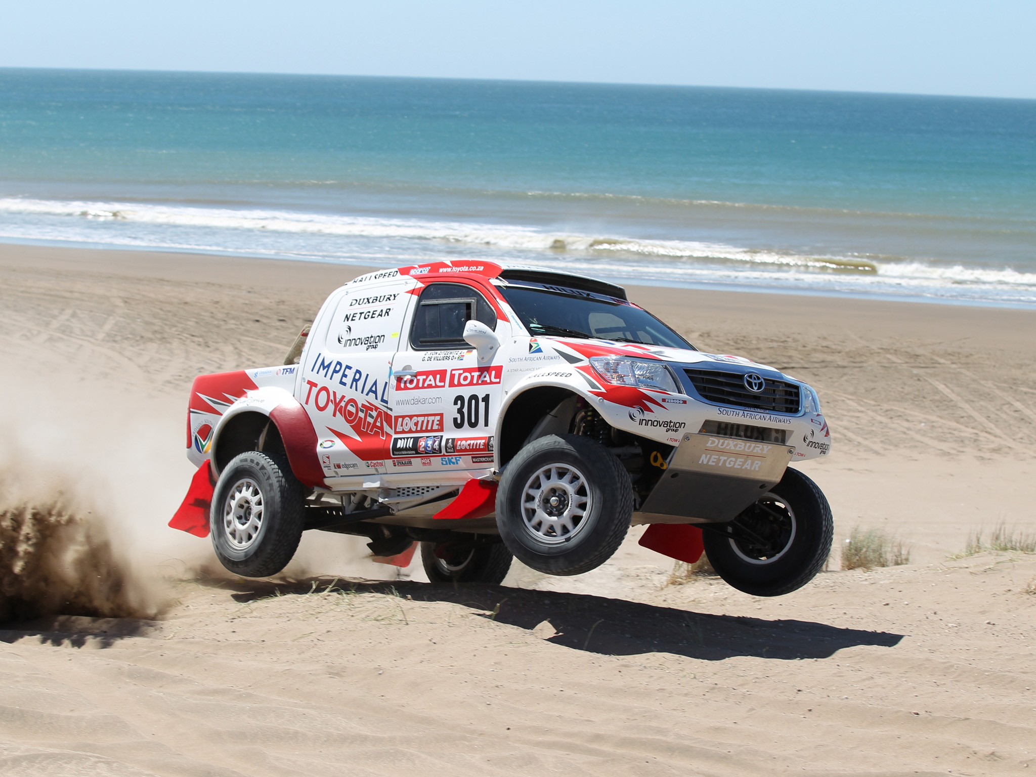 Dakar Rally 2012 Toyota - HD Wallpaper 