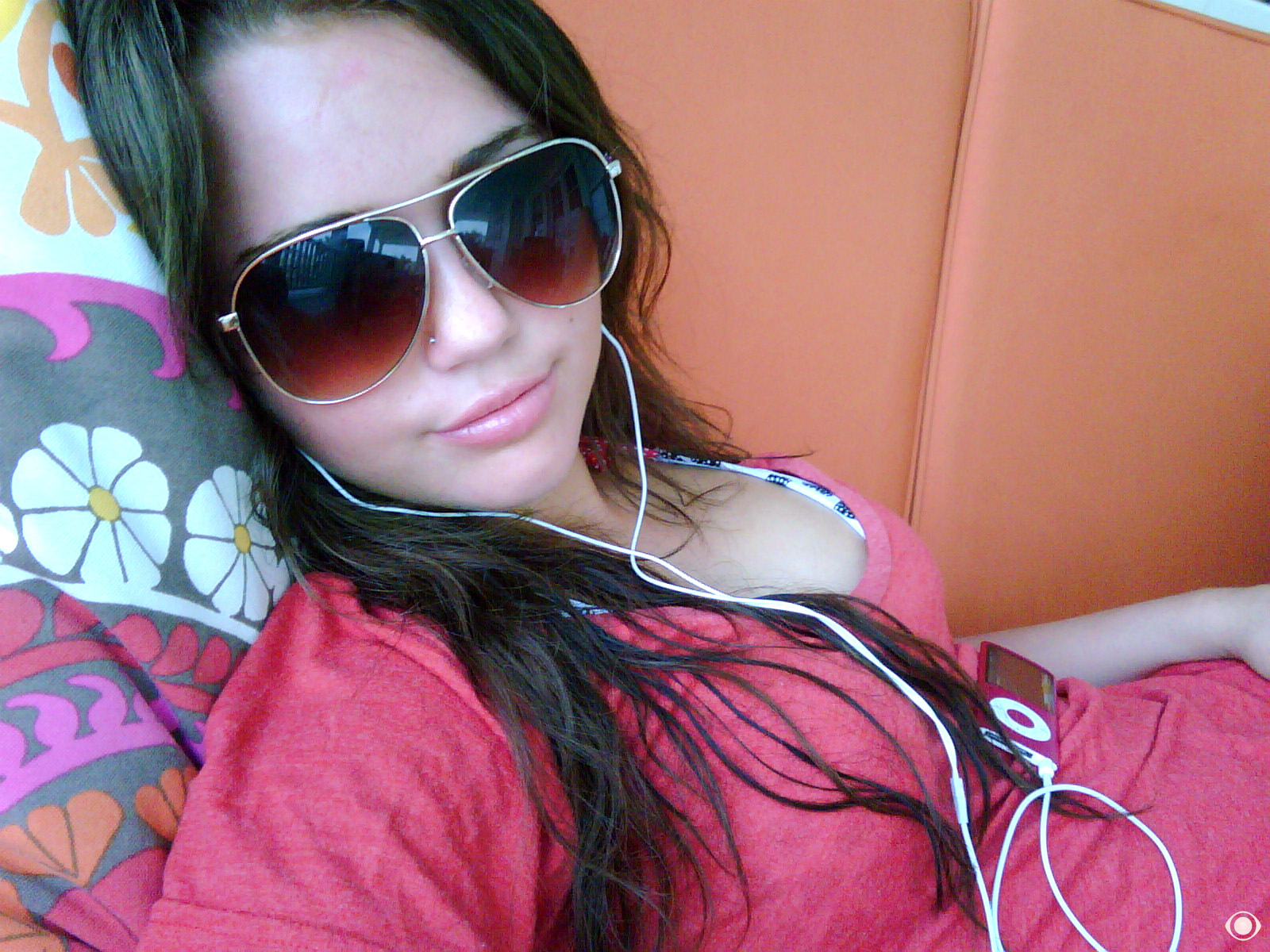 Wallpaper - Younger Miley Cyrus Candids - HD Wallpaper 