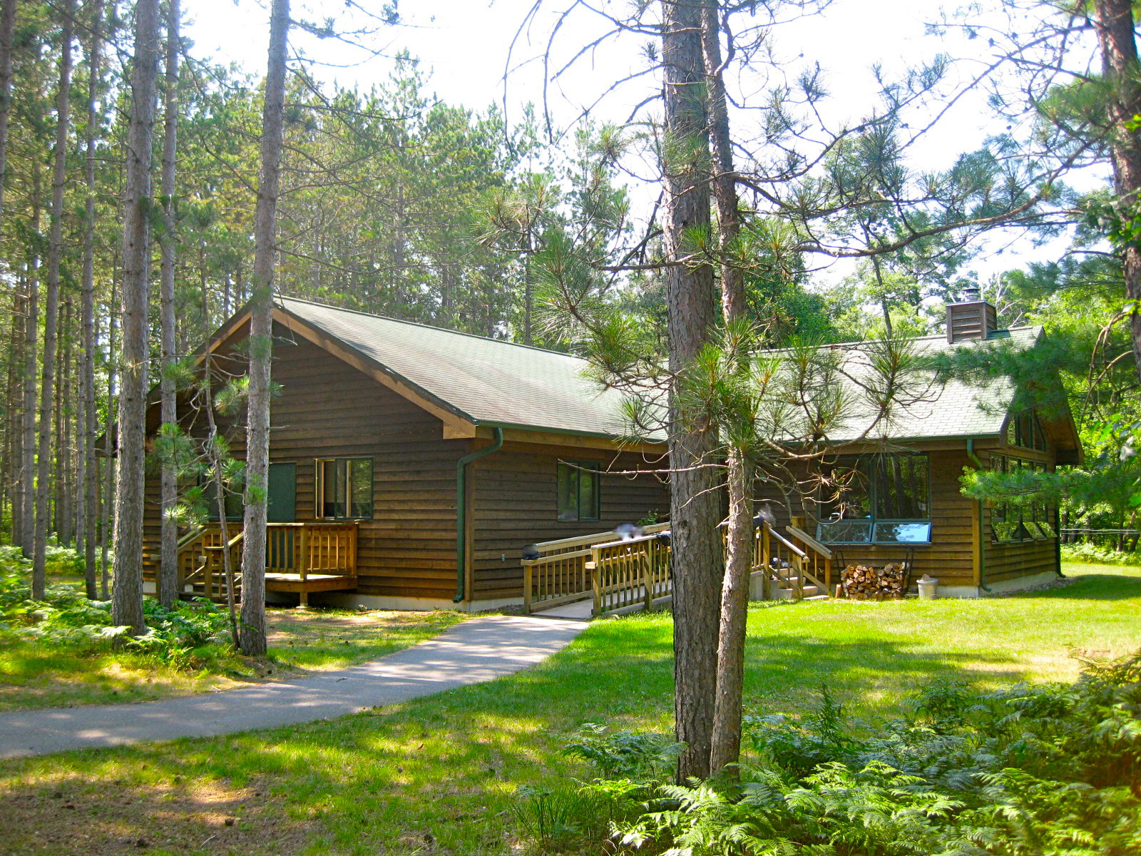 Beartooth/bitterroot Smith Leadership Village - Cottage - HD Wallpaper 