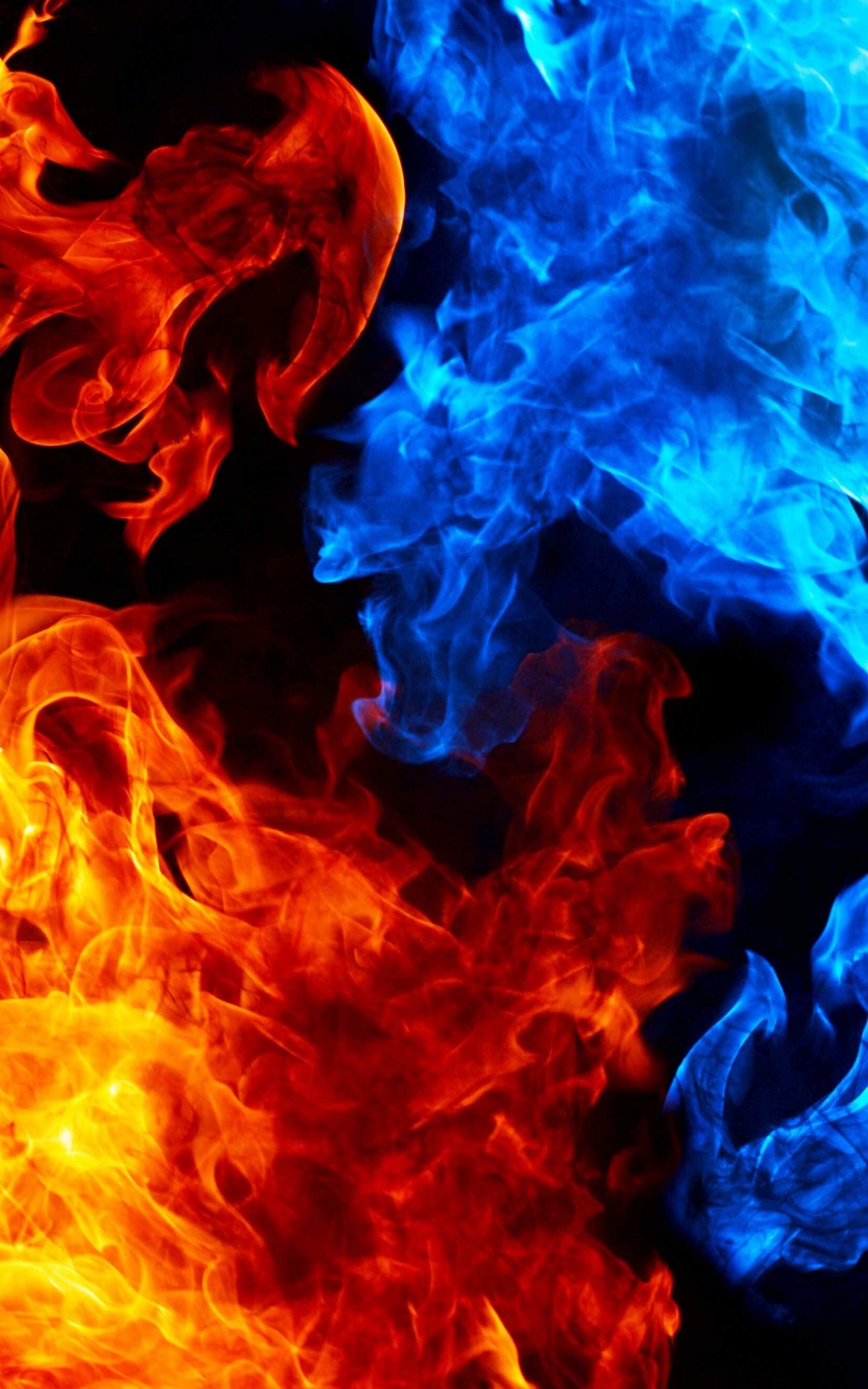Download Blue And Red Fire Hd Wallpaper For Kindle - Red And Blue Fire  Background - 1600x2560 Wallpaper 