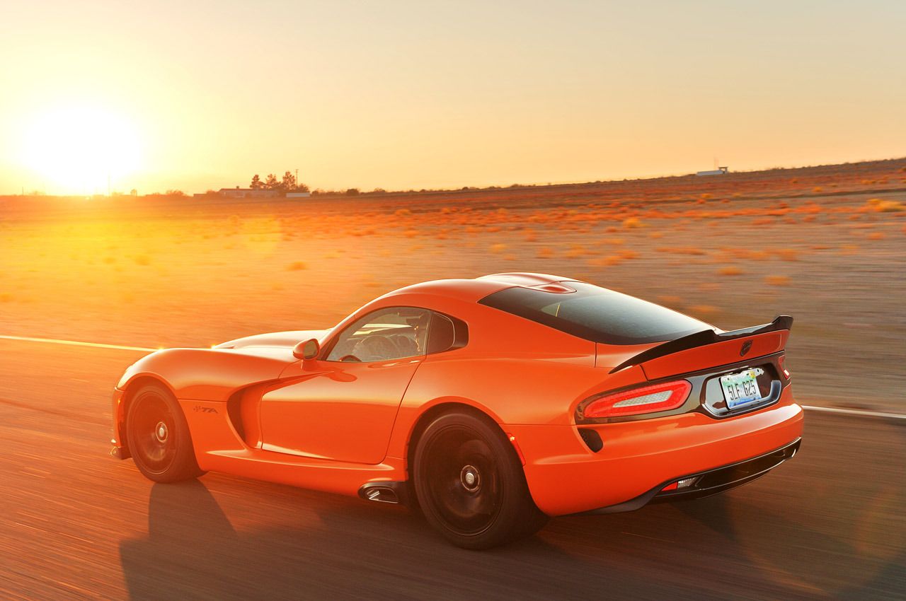 Cool Srt Viper, By Vincent Draughn, Px - HD Wallpaper 