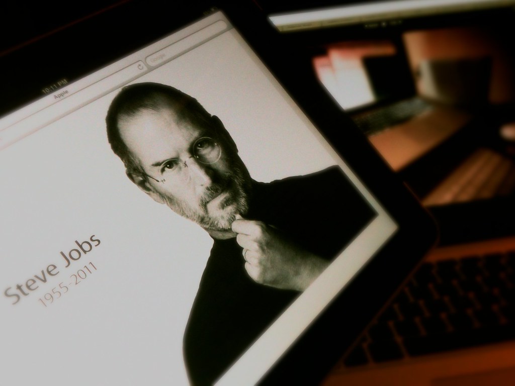 Steve Jobs - HD Wallpaper 