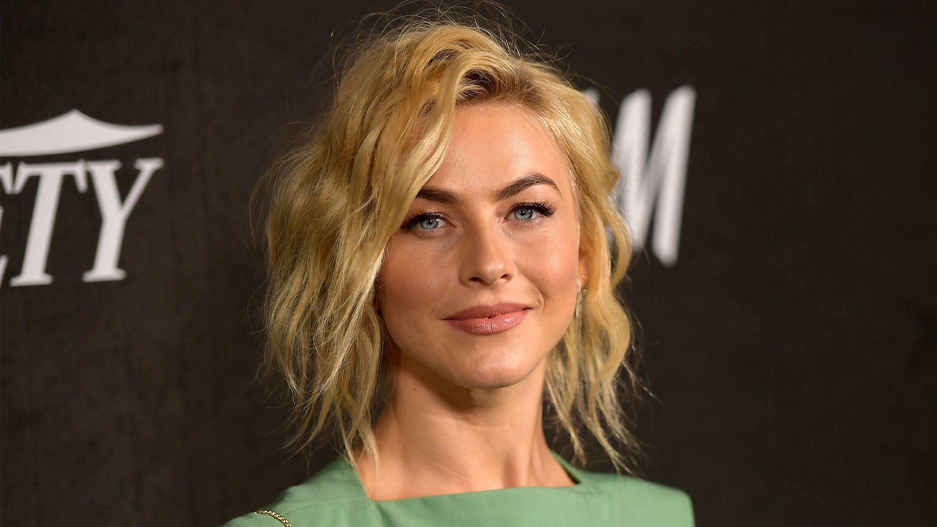 Julianne Hough Nbc New Years Eve 1920x1080 Wallpaper teahub.io