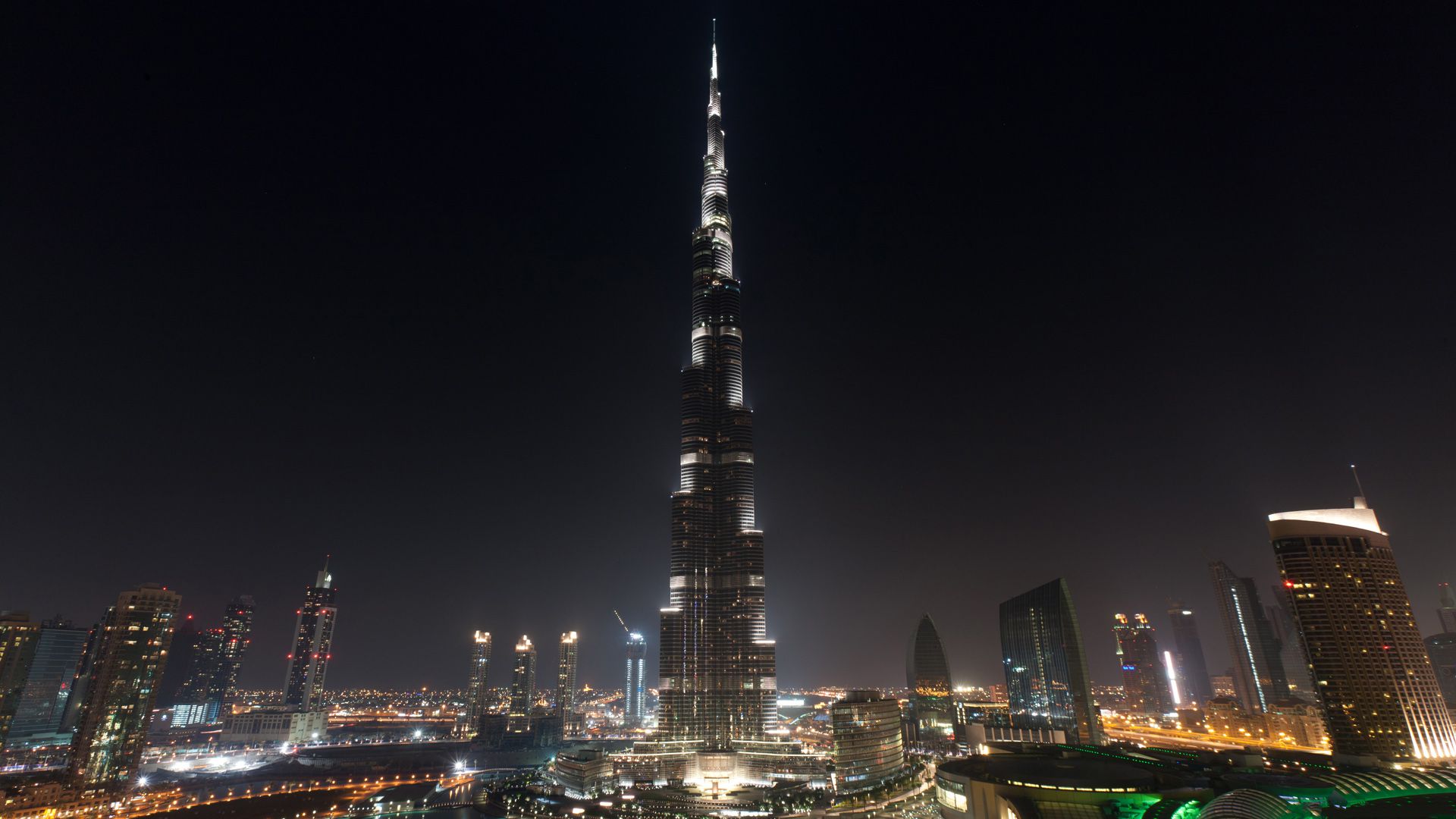 Burj Khalifa Night View Wallpaper Hd - Burj Khalifa Dubai At Night -  1920x1080 Wallpaper 