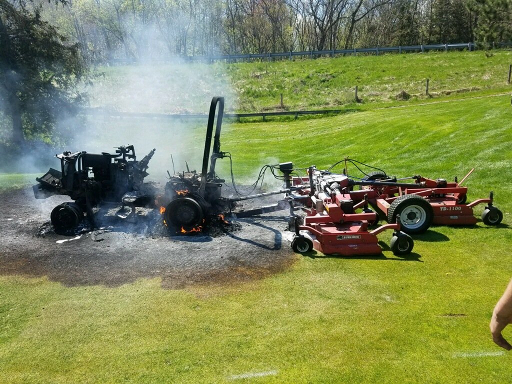 John Deere Tractor With Brush Hog - HD Wallpaper 