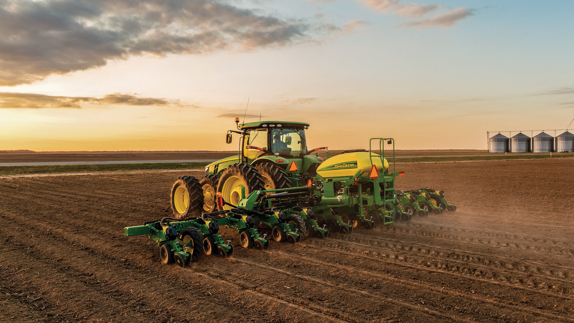John Deere Planting - HD Wallpaper 