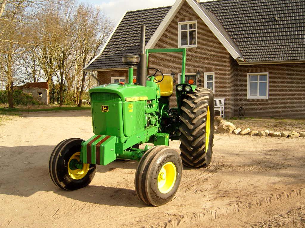 John Deere - Tractor - HD Wallpaper 
