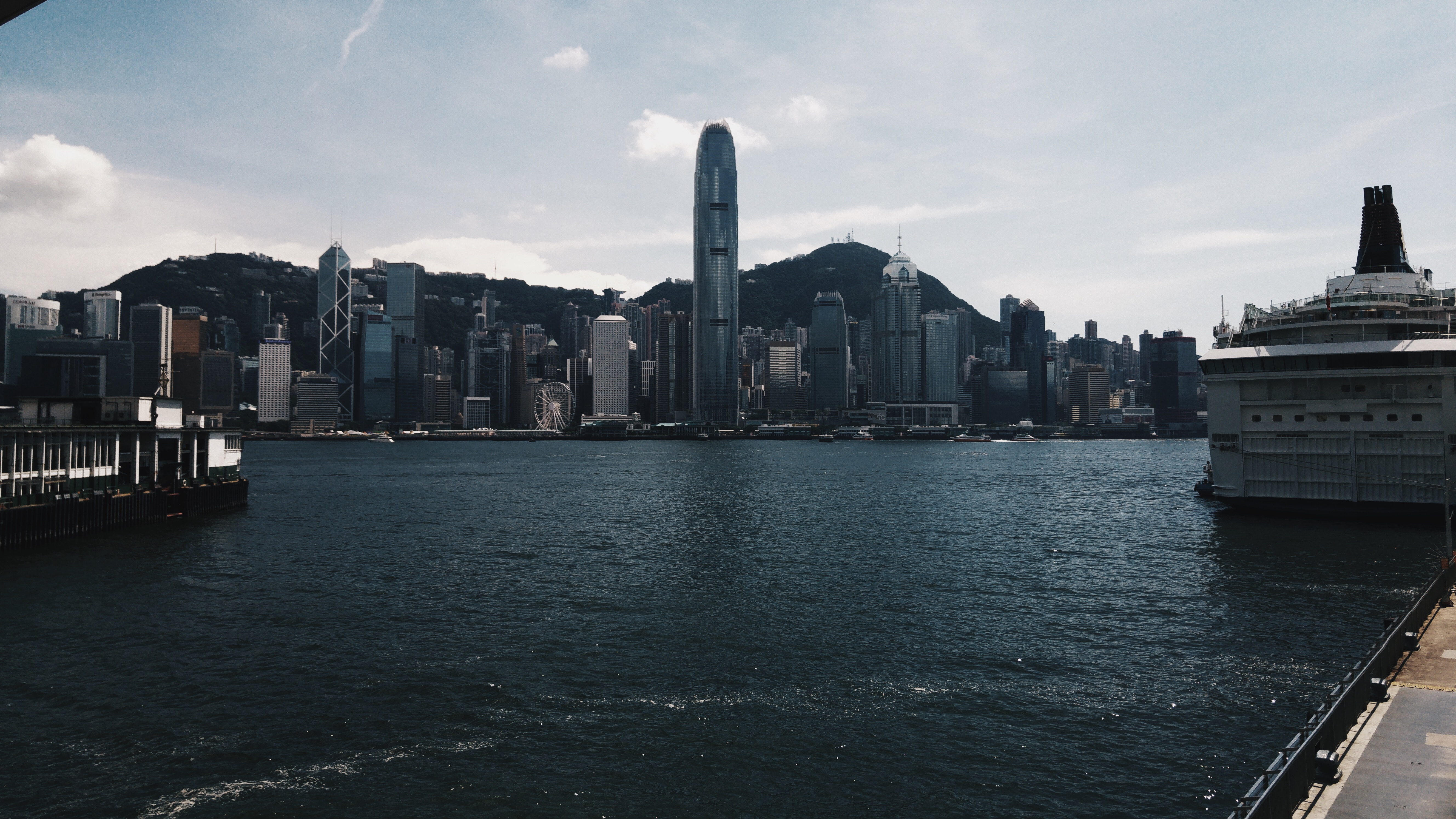 Victoria Harbour - HD Wallpaper 