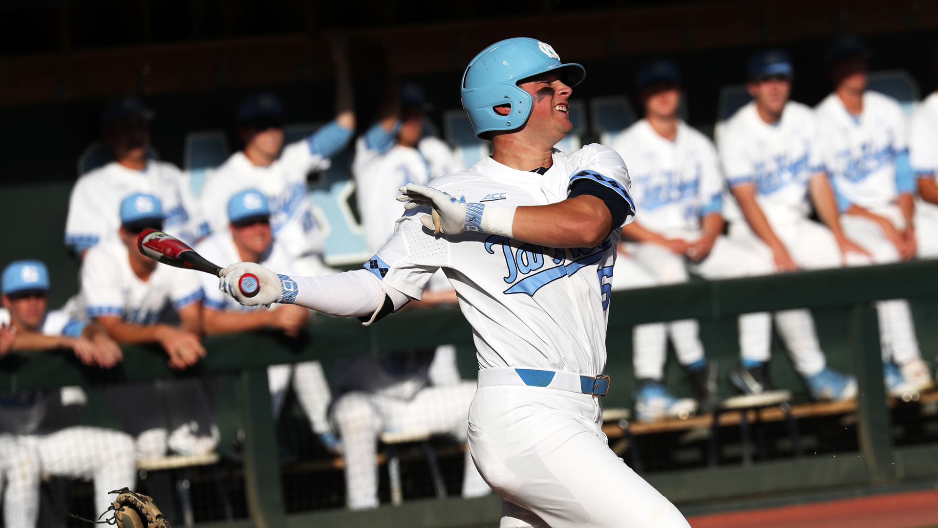 College Baseball - HD Wallpaper 