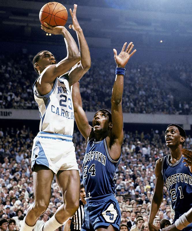 Jordan In College - University Of North Carolina Jordan - HD Wallpaper 