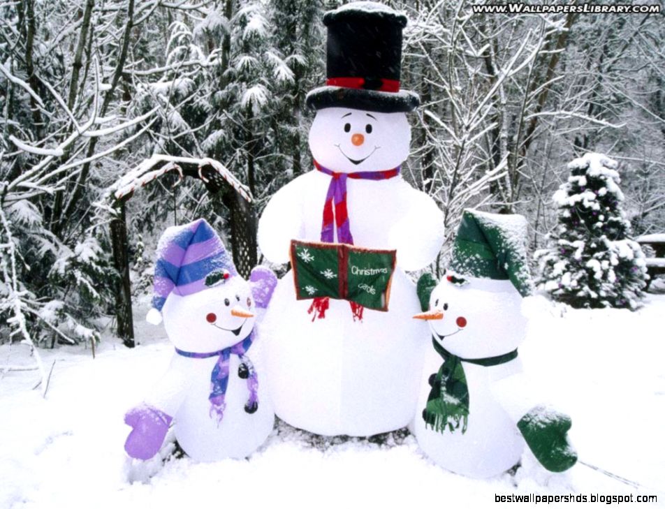 Christmas Snowman Family Wallpaper Christmas Backgrounds - Christmas Snowman Real - HD Wallpaper 