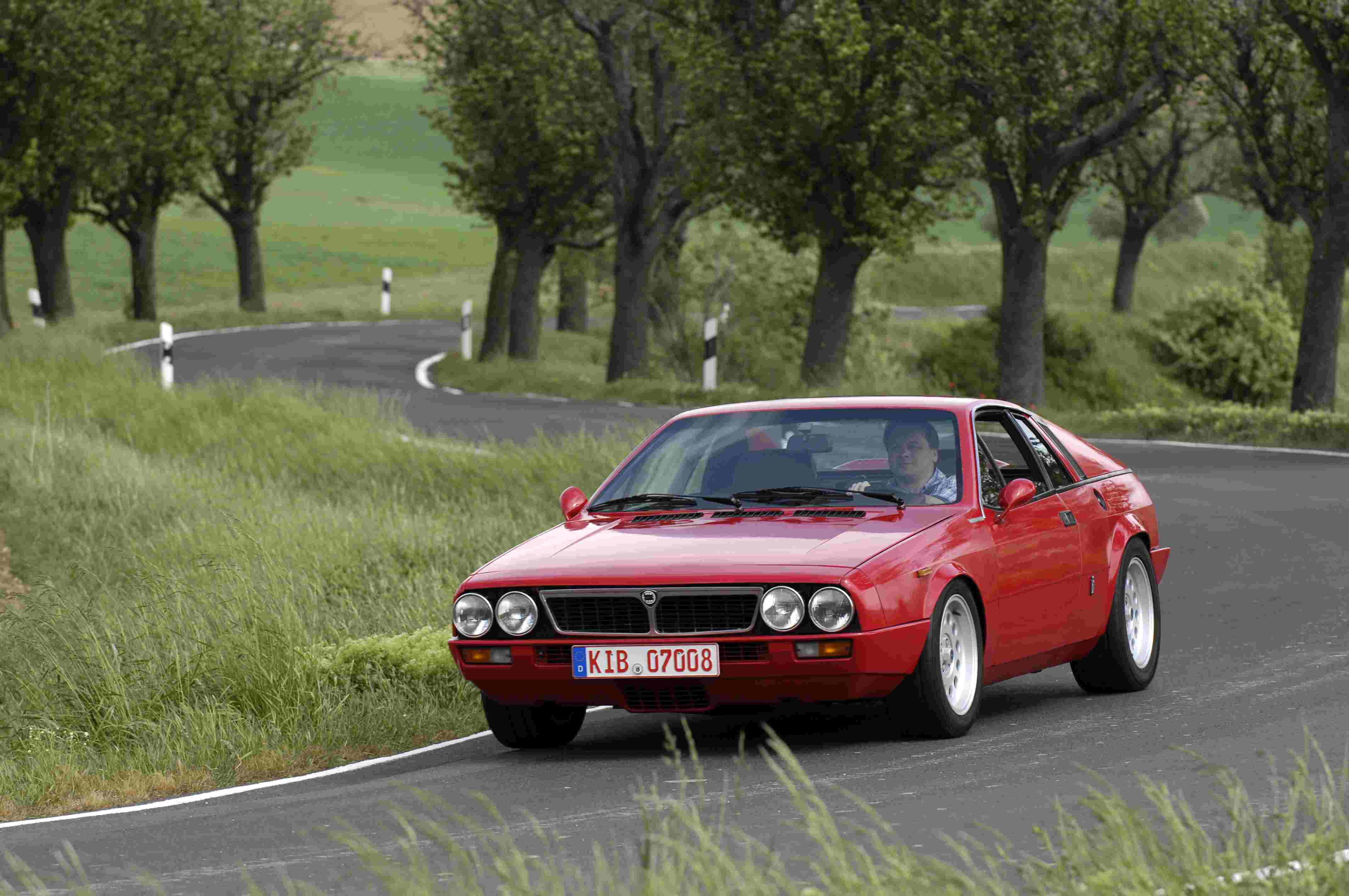 Lancia Scorpion Wallpaper Hd - HD Wallpaper 