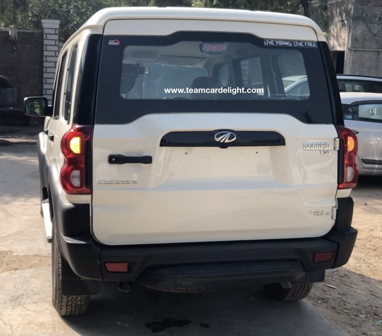 Scorpio S3 2wd 9 Str - HD Wallpaper 