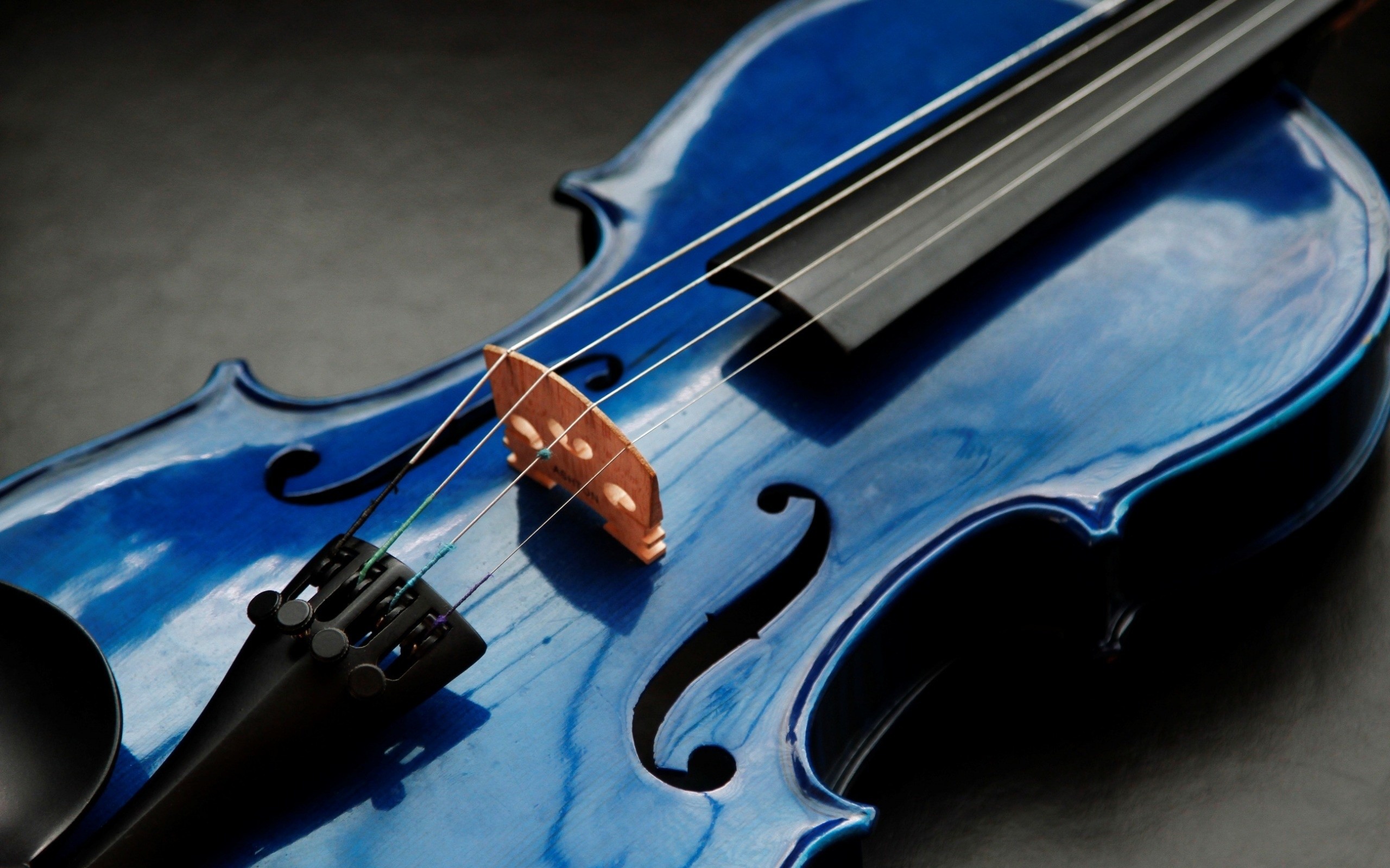 Blue Violin Music 
 Data Src Blue Music Wallpaper Retina - Blue Violin - HD Wallpaper 