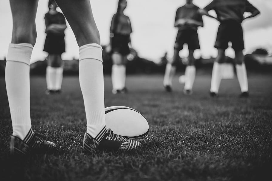 Atleta Blanco Y Negro - HD Wallpaper 