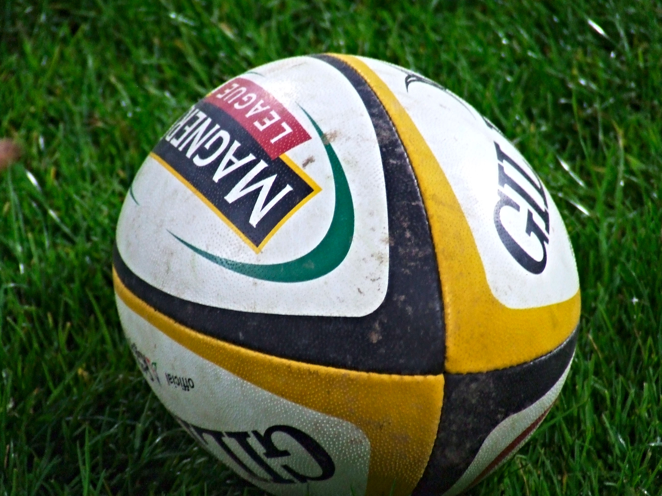 Ball That Looks Like A Football - HD Wallpaper 