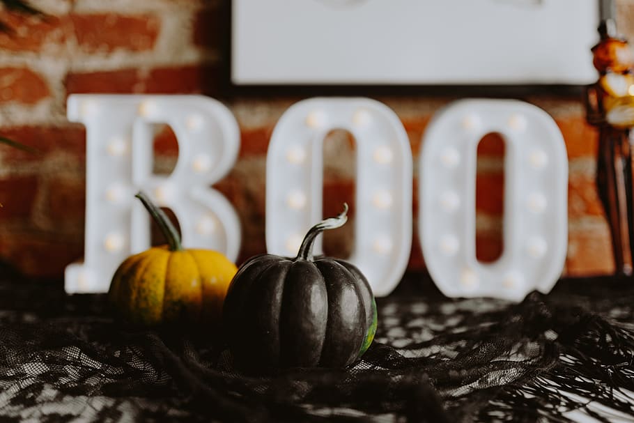 Halloween Decorations With Boo Letters, Pumpkin, Celebration, - HD Wallpaper 