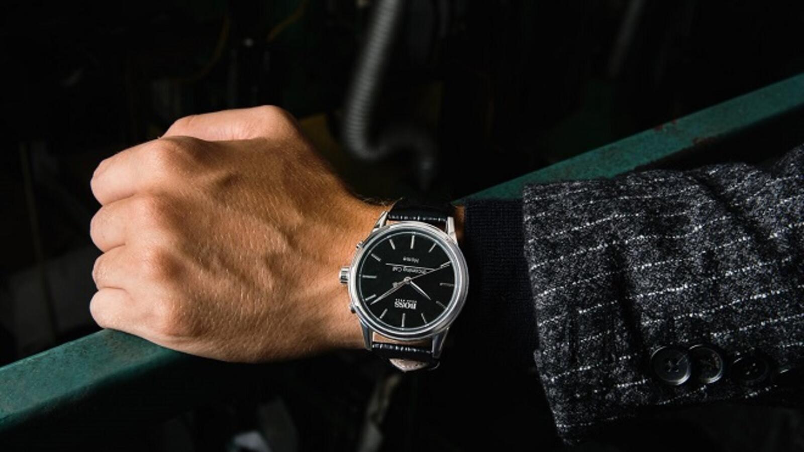 A Little Bit More Expensive Than The Tommy Hilfiger, - Analog Watch - HD Wallpaper 