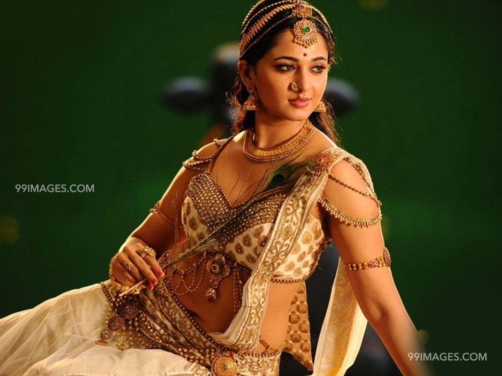 Anushka Shetty Beautiful Hd Photoshoot Stills (3689) - Anushka Shetty In Rudhramadevi - HD Wallpaper 