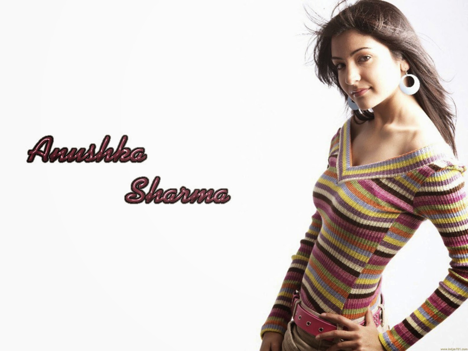 Anushka Sharma Hd Wallpaper Free - Anushka Sharma 18 Years - HD Wallpaper 