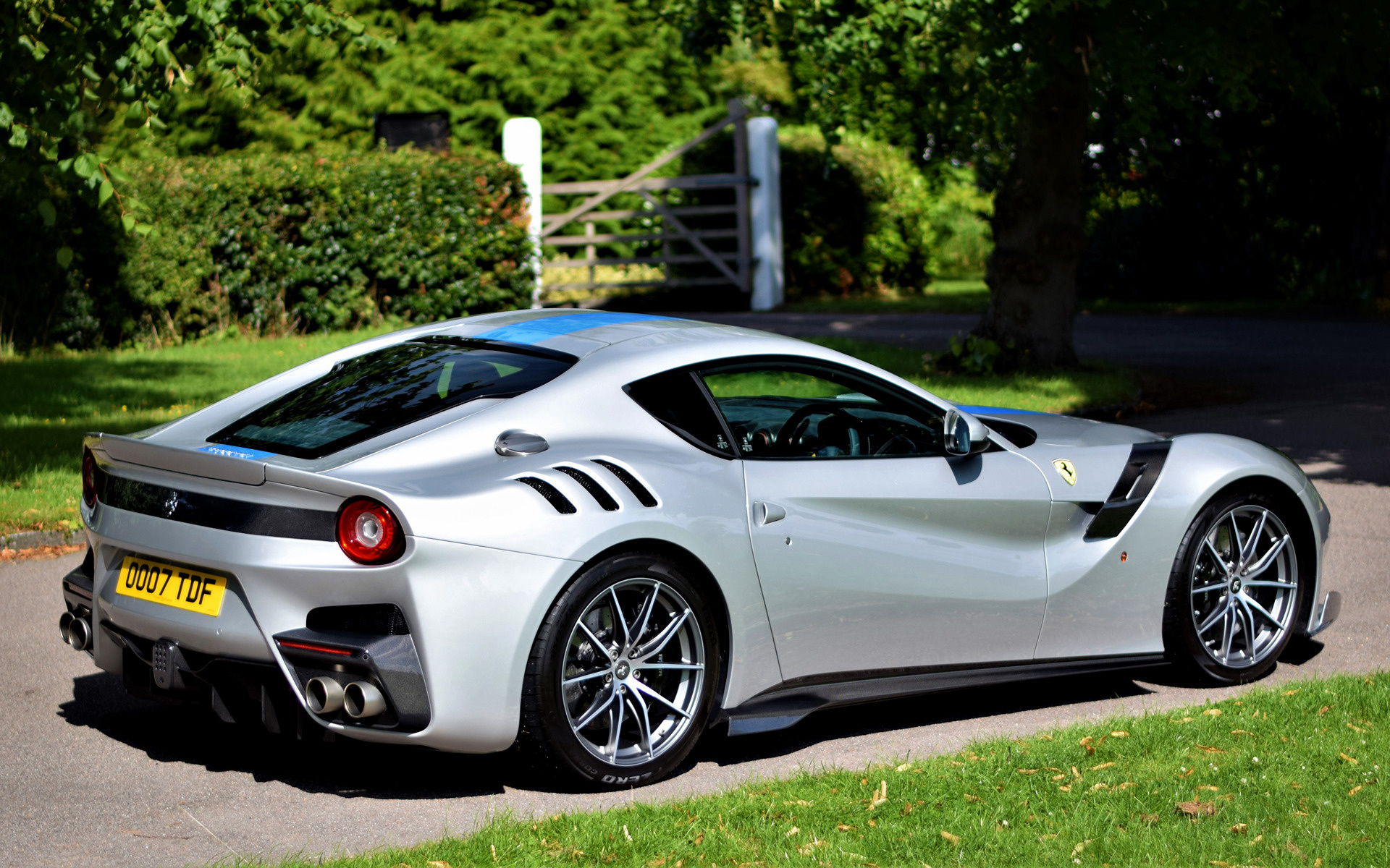 F12 Tdf Tailor Made - HD Wallpaper 