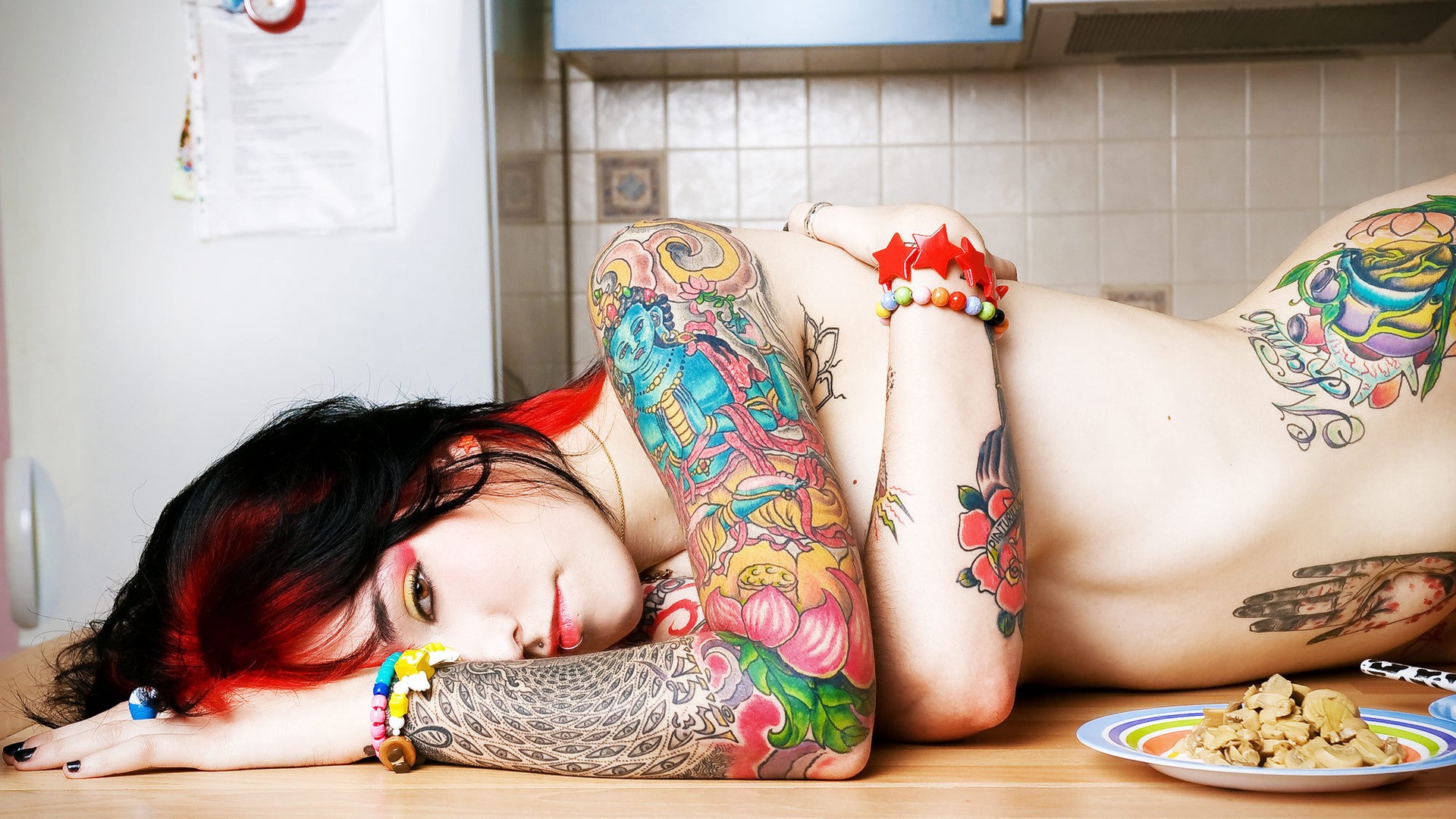 Nice Tattoo Girls Designs Hd Wallpaper Nice Tattoo - Hot Tattoo Wallpaper Hd - HD Wallpaper 