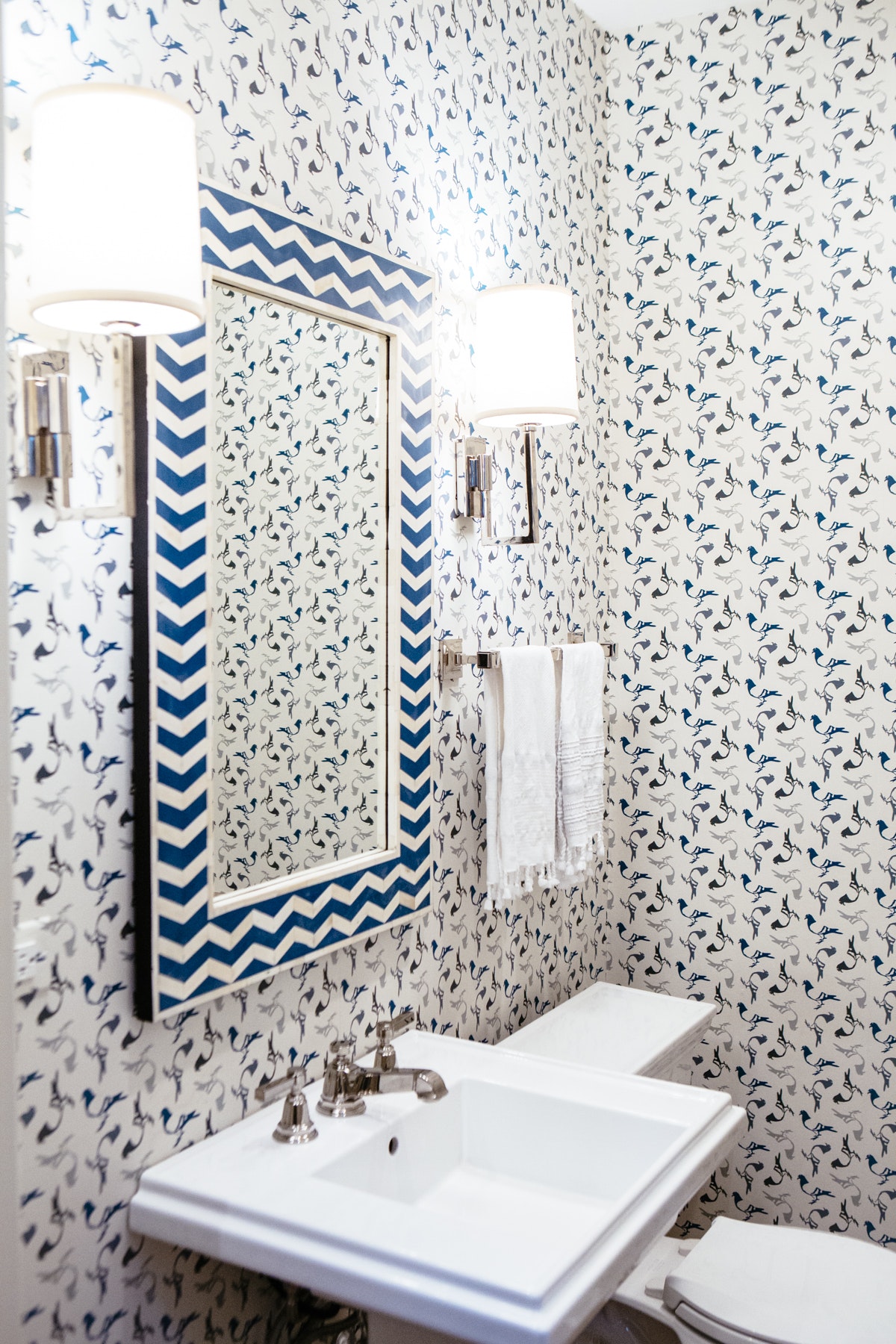 Bathroom - HD Wallpaper 