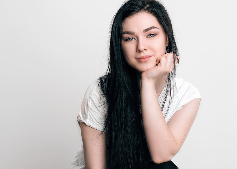 Russia, Kazan, Woman, Girl, Beauty, Art, White, Portrait, - HD Wallpaper 