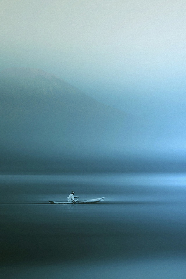 Mist Wallpaper Hd Iphone - HD Wallpaper 
