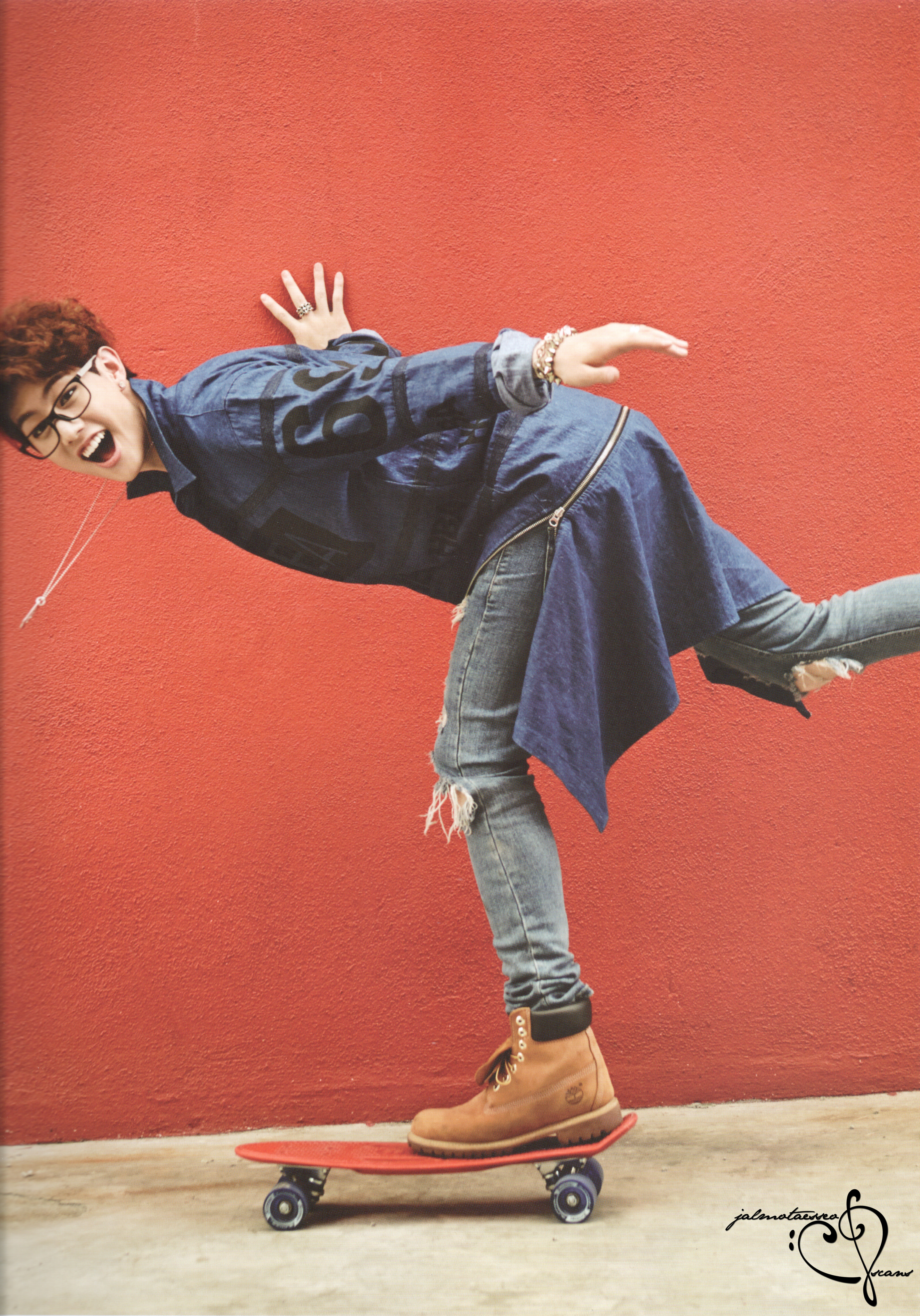 Mark Tuan Skateboard - HD Wallpaper 