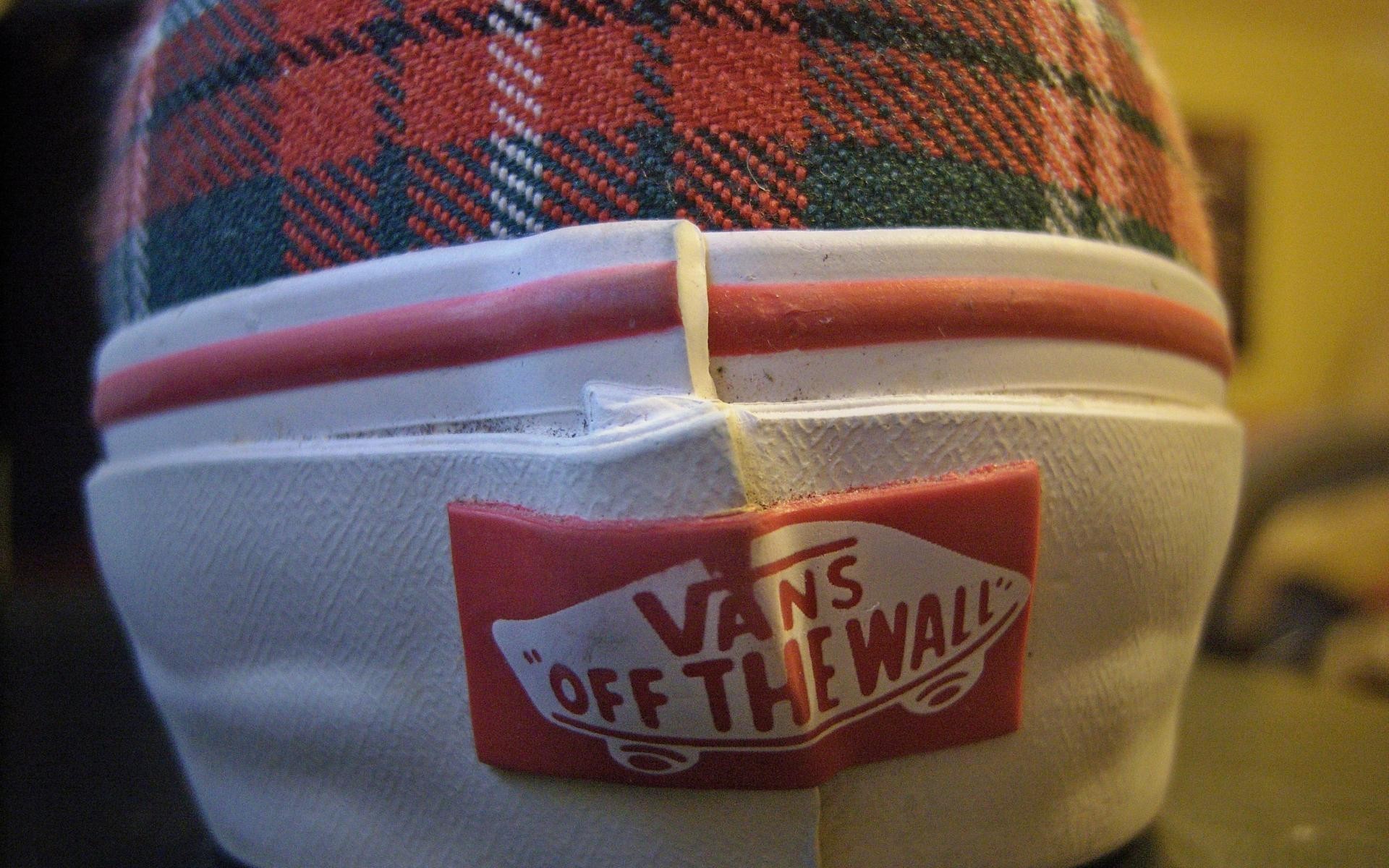 Off The Wall Shoes Vans Wallpaper Hd Hd 4k High Definition - Vans Off The Wall - HD Wallpaper 