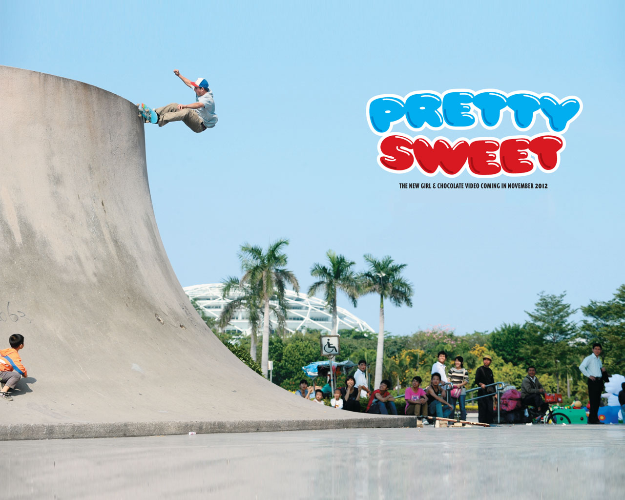 Girl And Chocolate Skate - HD Wallpaper 