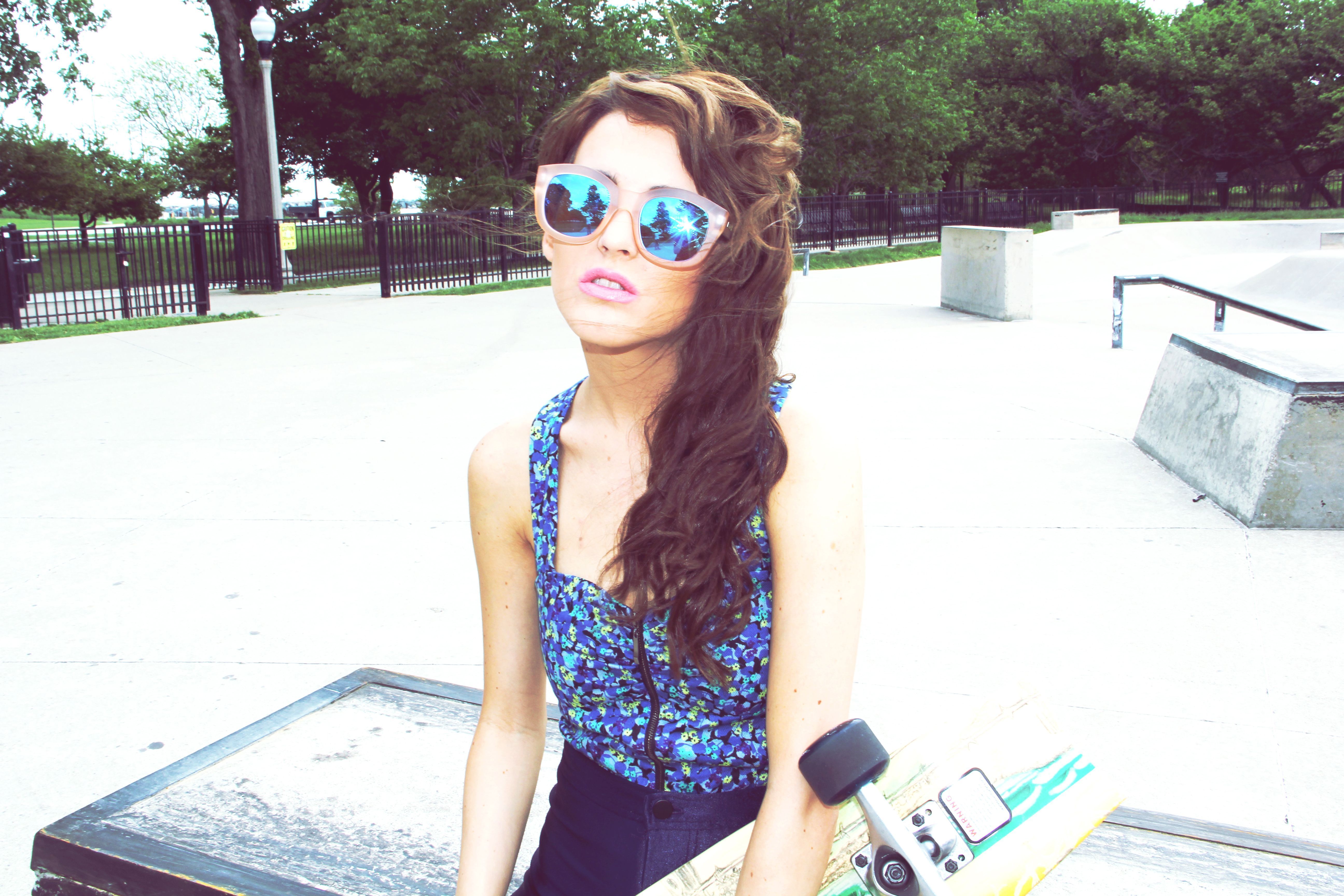 High Resolution Girl Skateboards Wallpapers, Fadia - Wallpaper - HD Wallpaper 