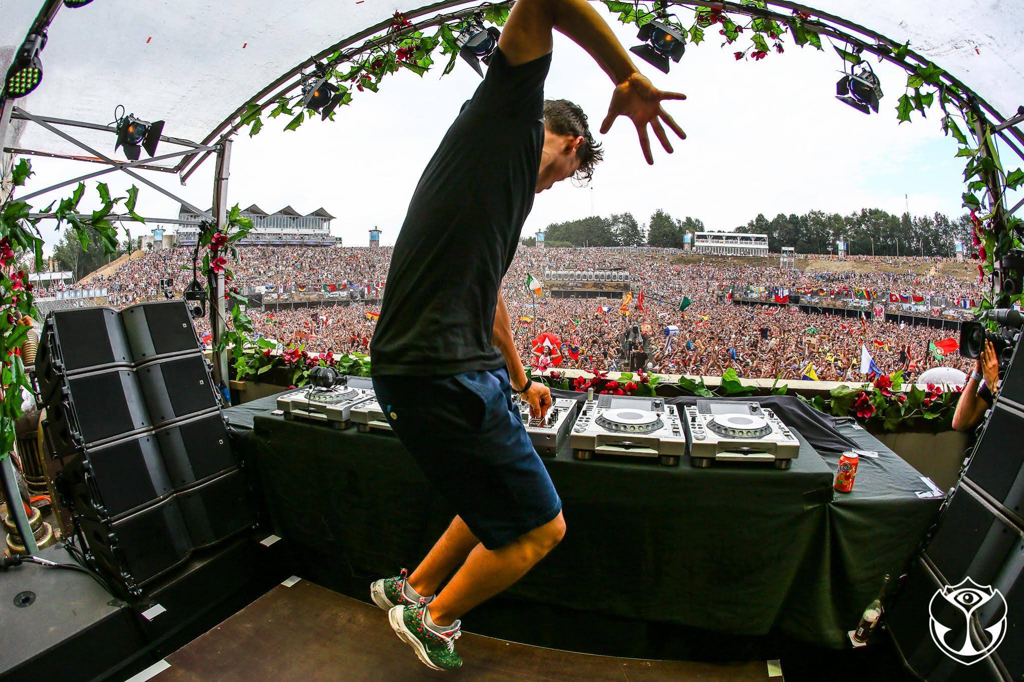 Martin Garrix Tomorrowland 2014 Lineup - HD Wallpaper 